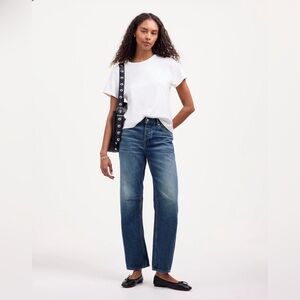 Madewell darted barrel leg jeans in Irmo wash